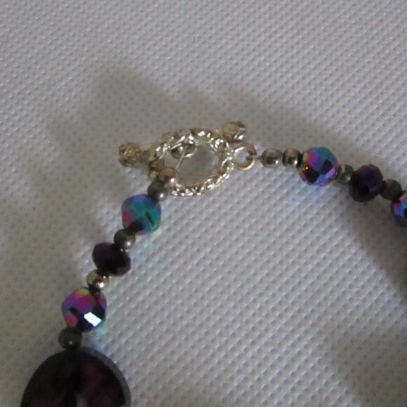 Iridescent Purple Glass Bead Bracelet with Silver Heart Charm Boho Y2K - Picture 15 of 17